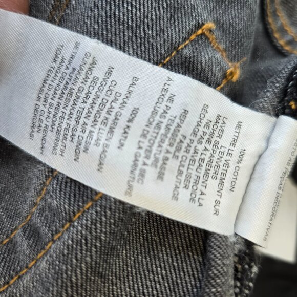 Armani Exchange distressed men's jeans - Picture 15 of 16